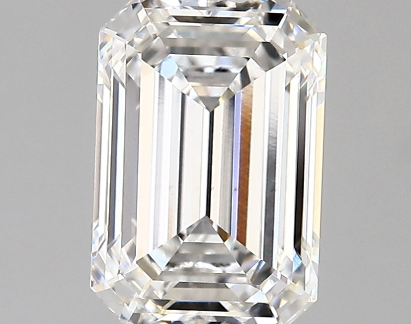 2.72 carat Emerald diamond Excellent cut E color VVS2 clarity
