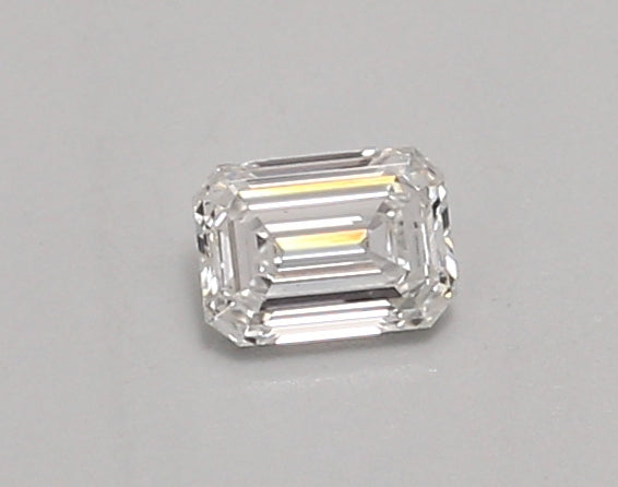 0.30 carat Emerald diamond Very Good cut E color VS1 clarity