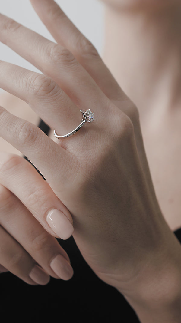 Augusta Diamond Ring 2.50ct 18K White Gold