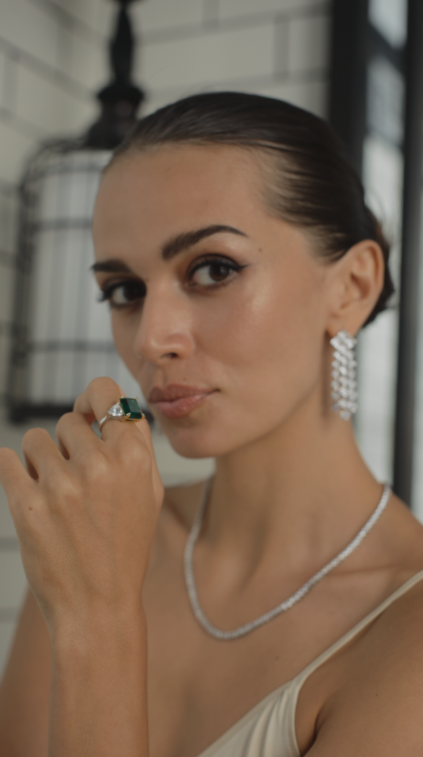 Adila Emerald Green Ring Sterling Silver