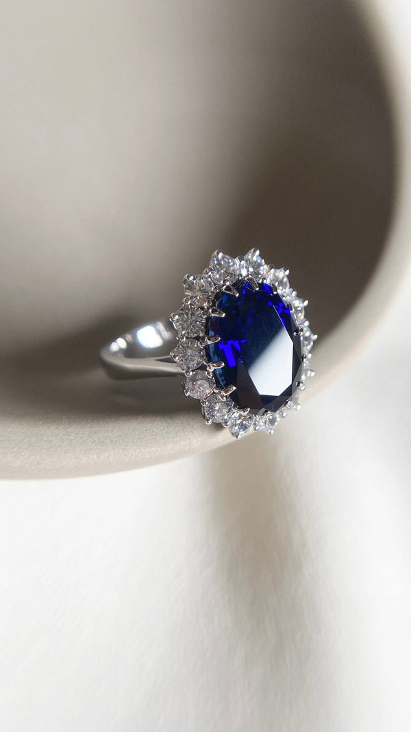 Bernice Sapphire Oval Ring