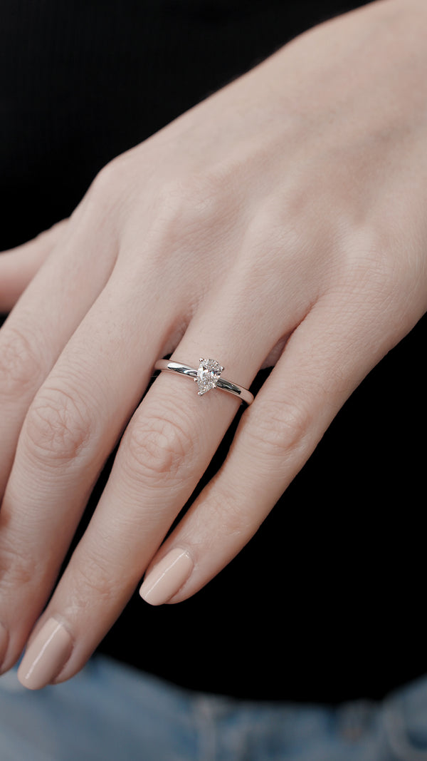 Beth Ring 18K White Gold
