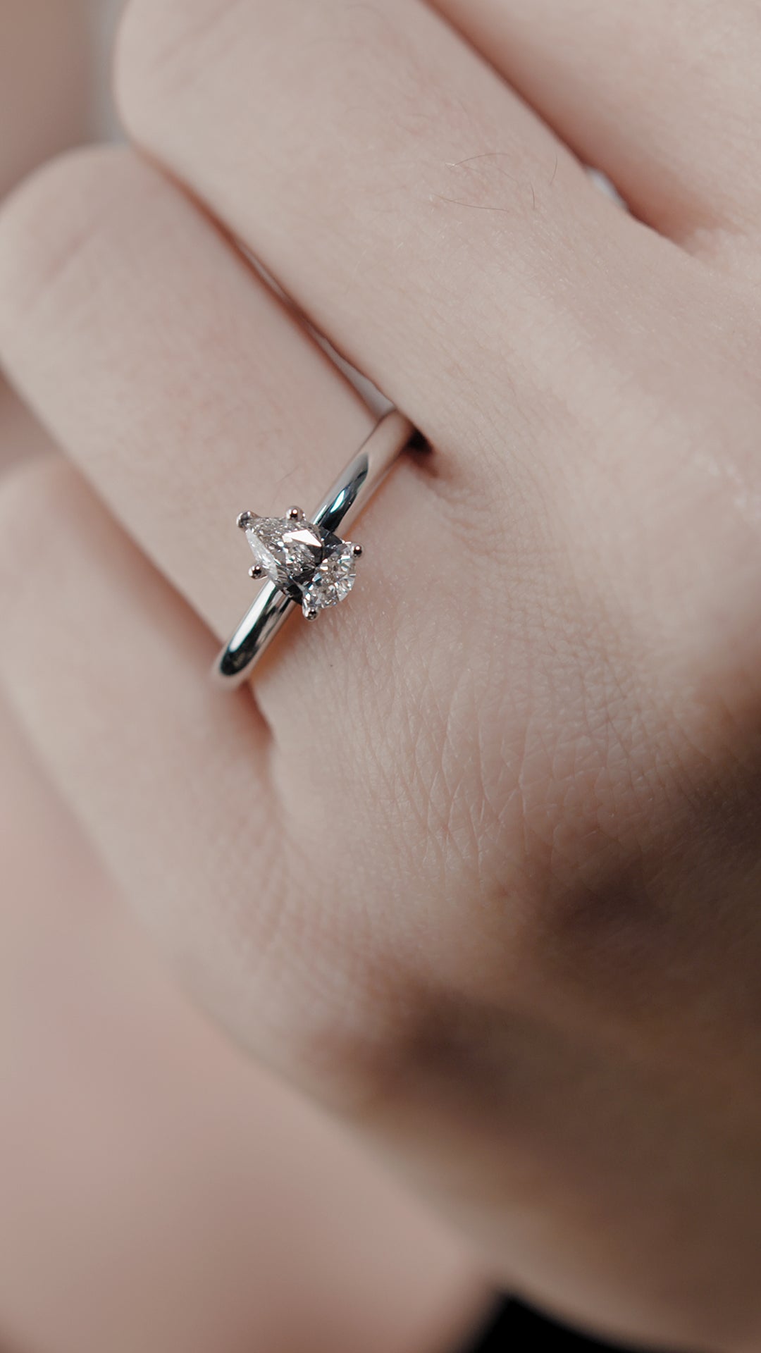 Beth Ring 18K White Gold