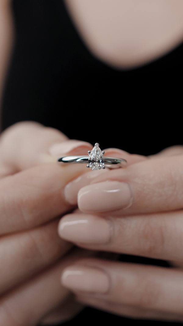 Beth Ring 18K White Gold