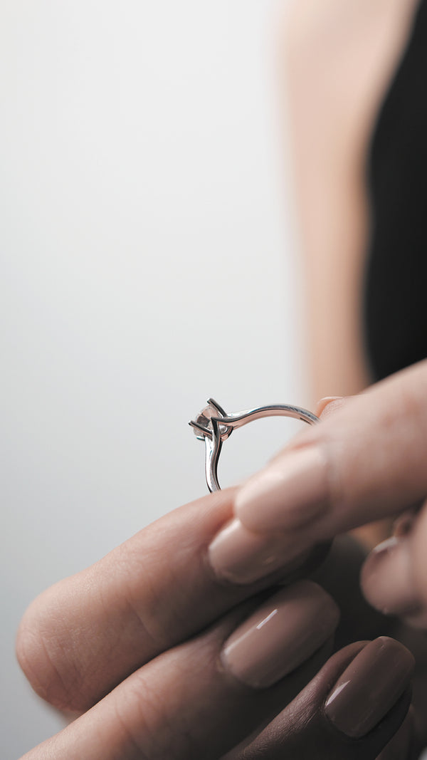 Caroline Ring 18K White Gold