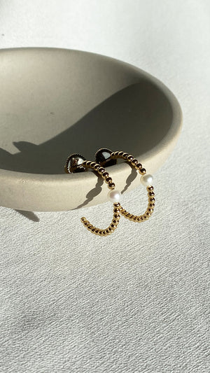 Cady Beads with Pearl Medium Hoop Gold Vermeil