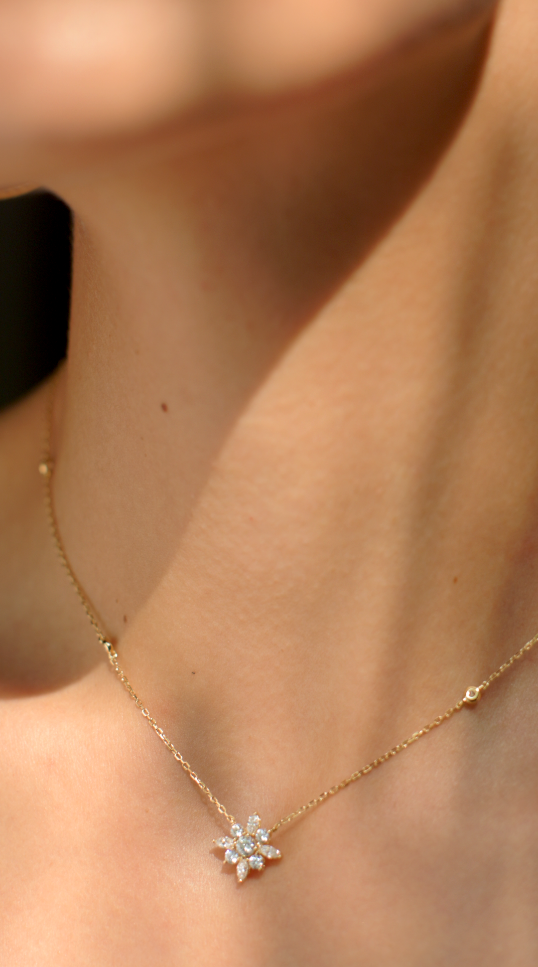 Camelia Necklace Gold Vermeil
