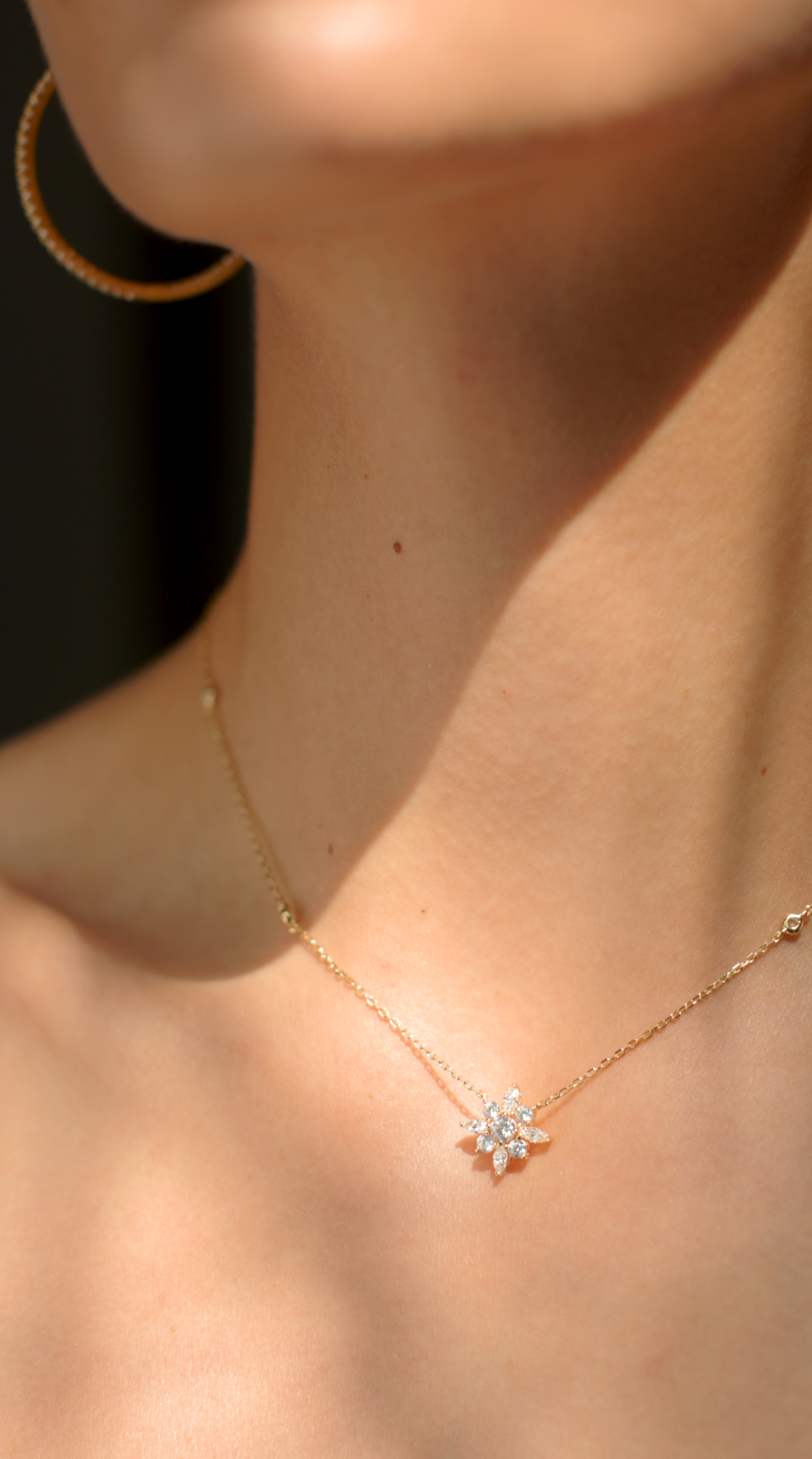 Camelia Necklace Gold Vermeil