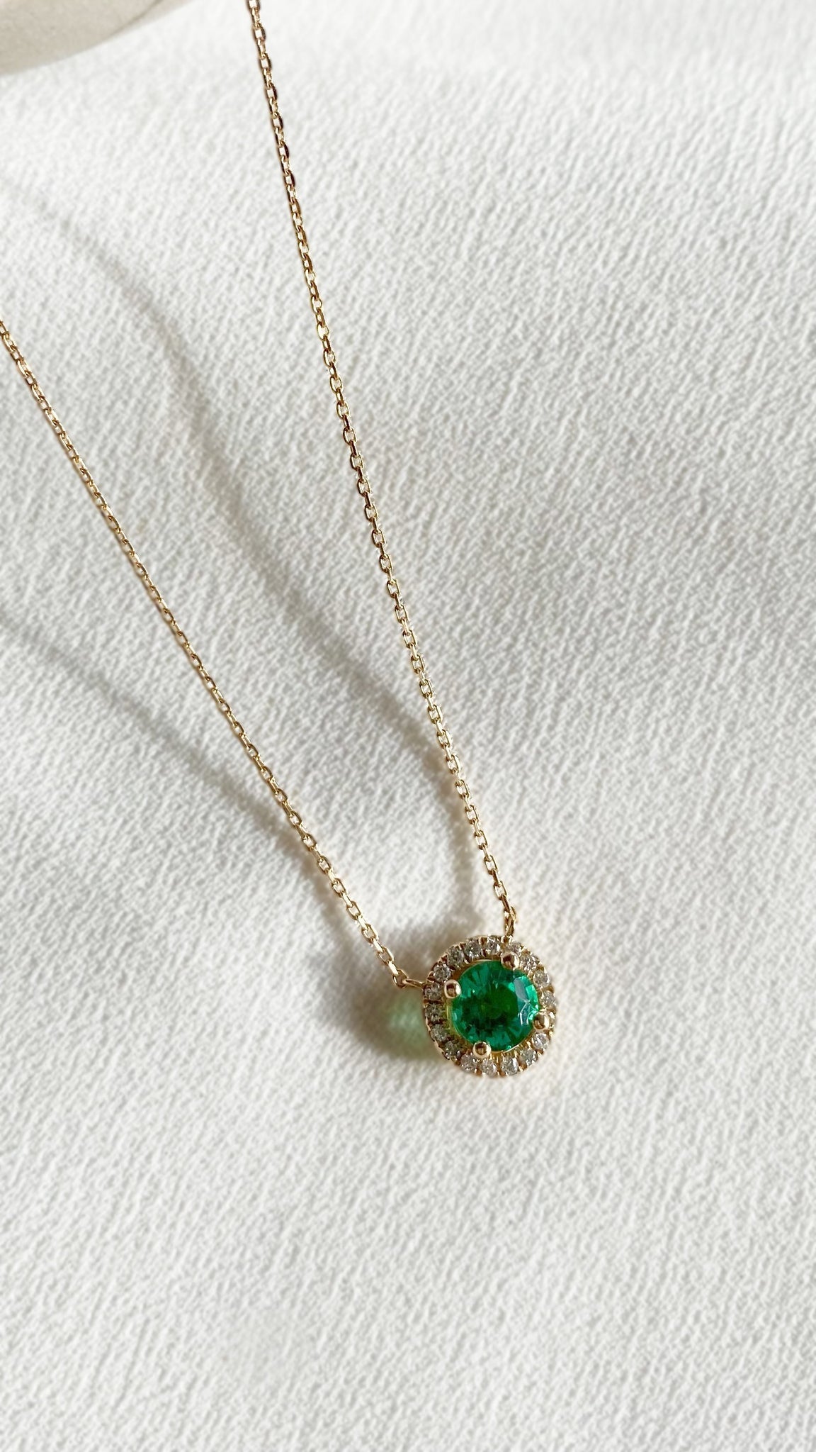 Cory Necklace 18K Yellow Gold Emerald