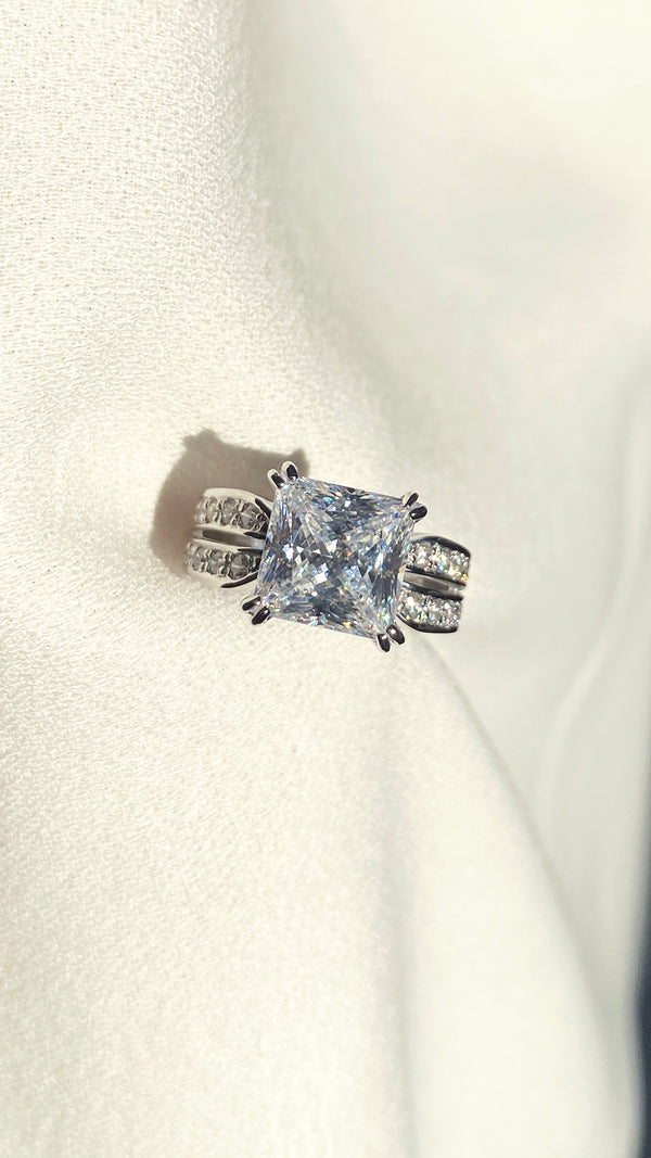 Deana Princess Ring White Gold