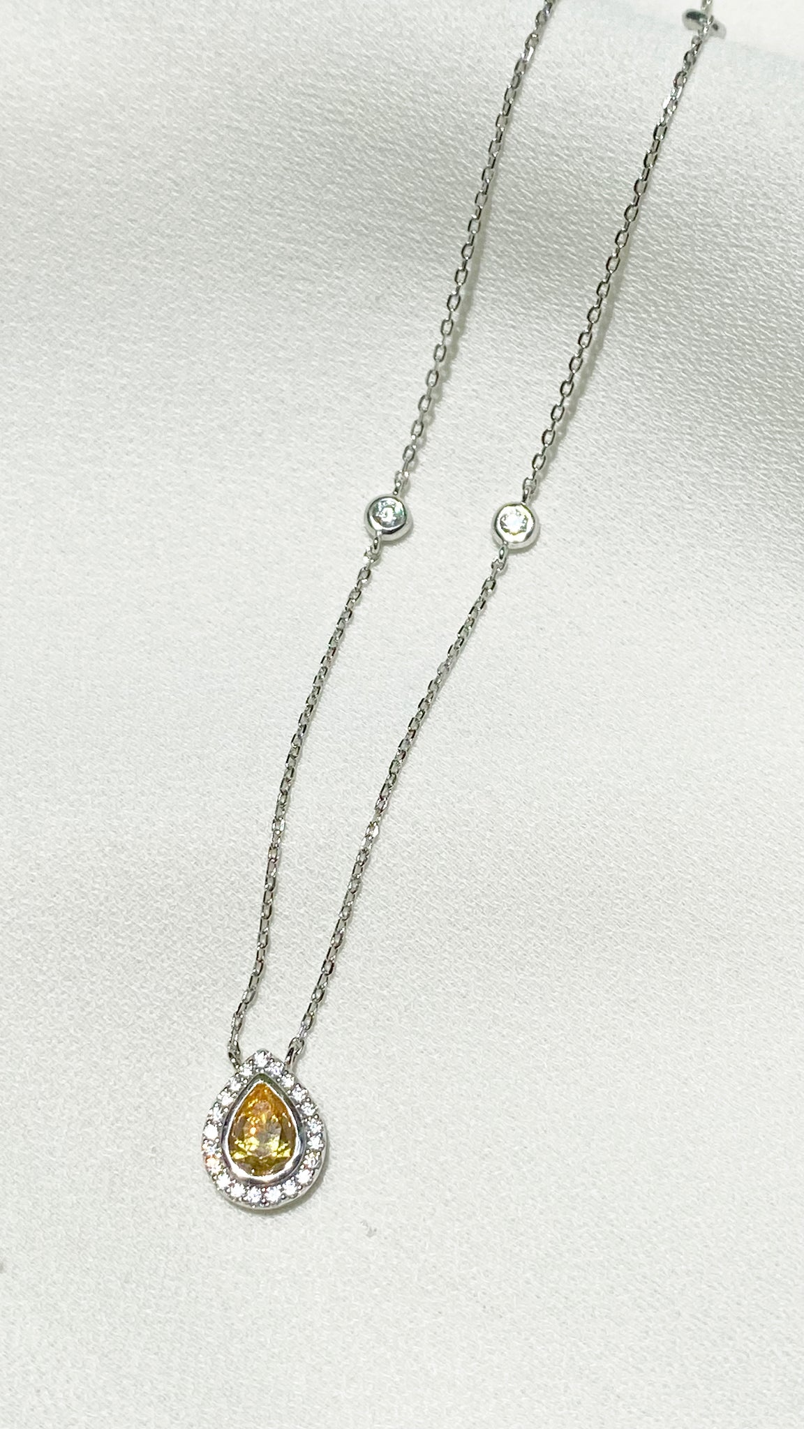 Emile Yellow Necklace Silver