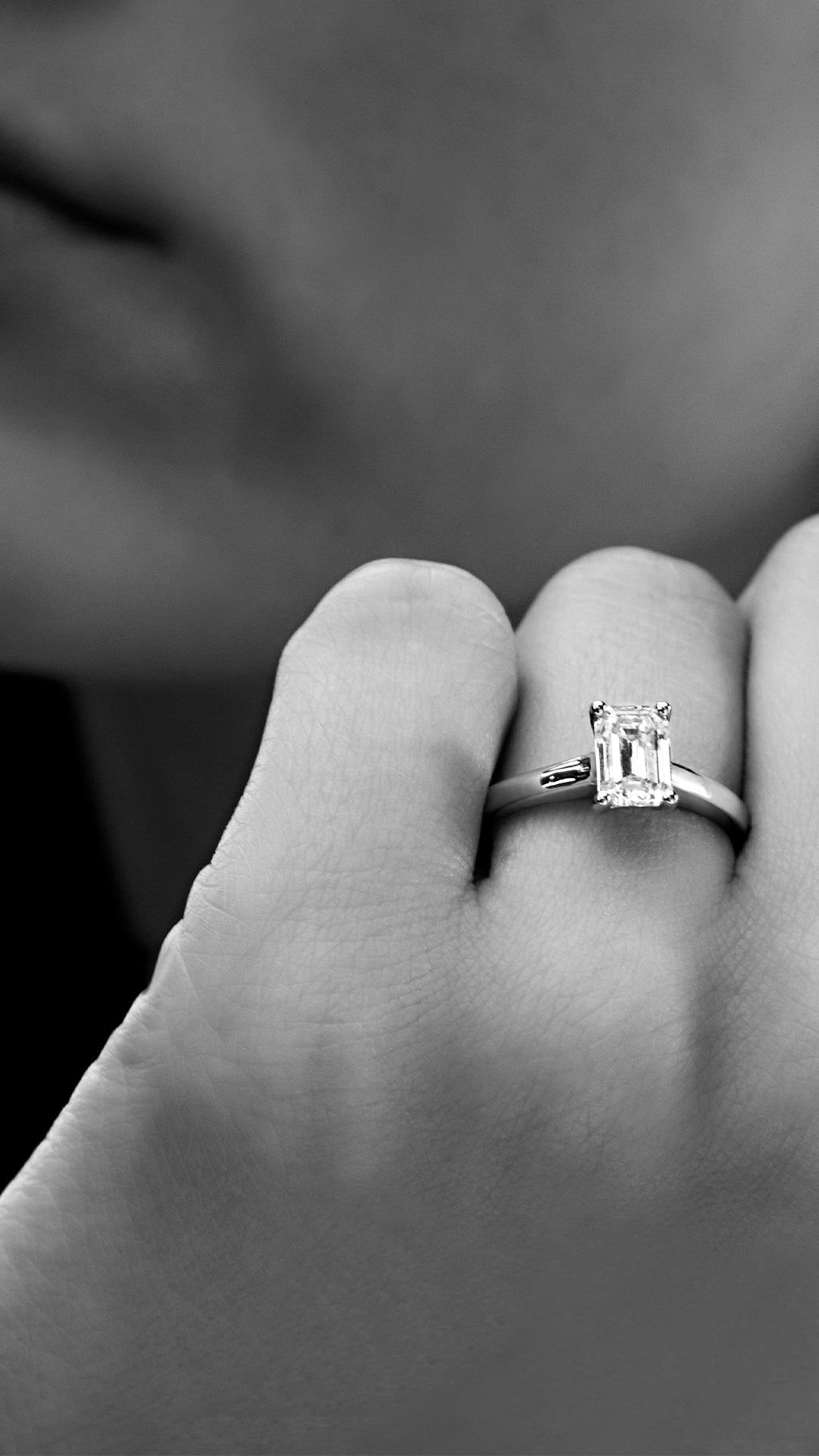 Evelyn Ring 18K White Gold