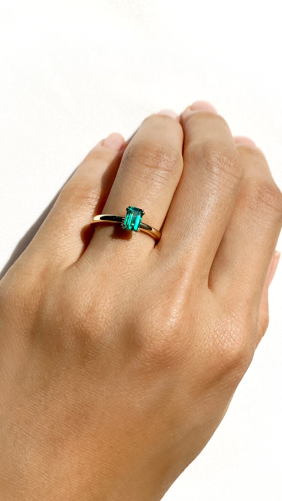 Frankie Ring 0.50ct 18K Yellow Gold Emerald