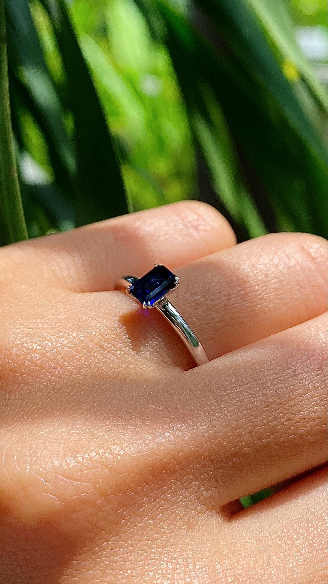 Sapphire gold discount