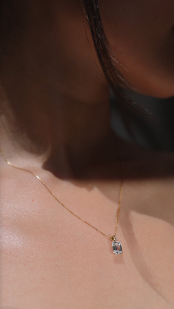 Fulton Pendant 9K Yellow Gold