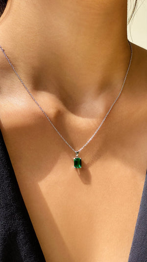 Fulton Emerald Green Necklace White Gold