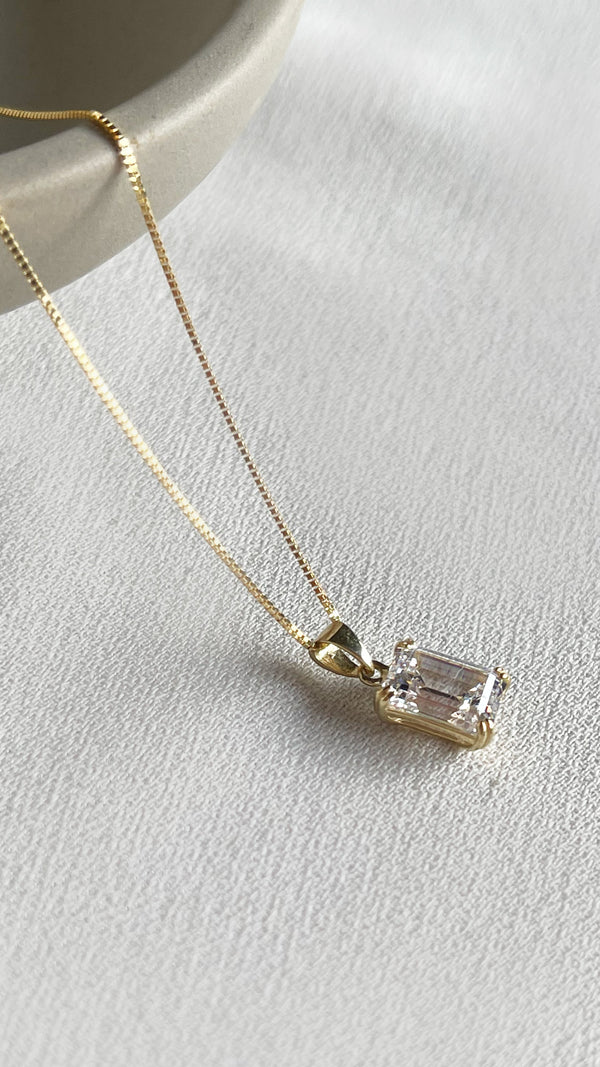 Fulton Pendant 9K Yellow Gold