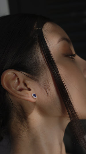 Gwen Sapphire Blue Studs Silver