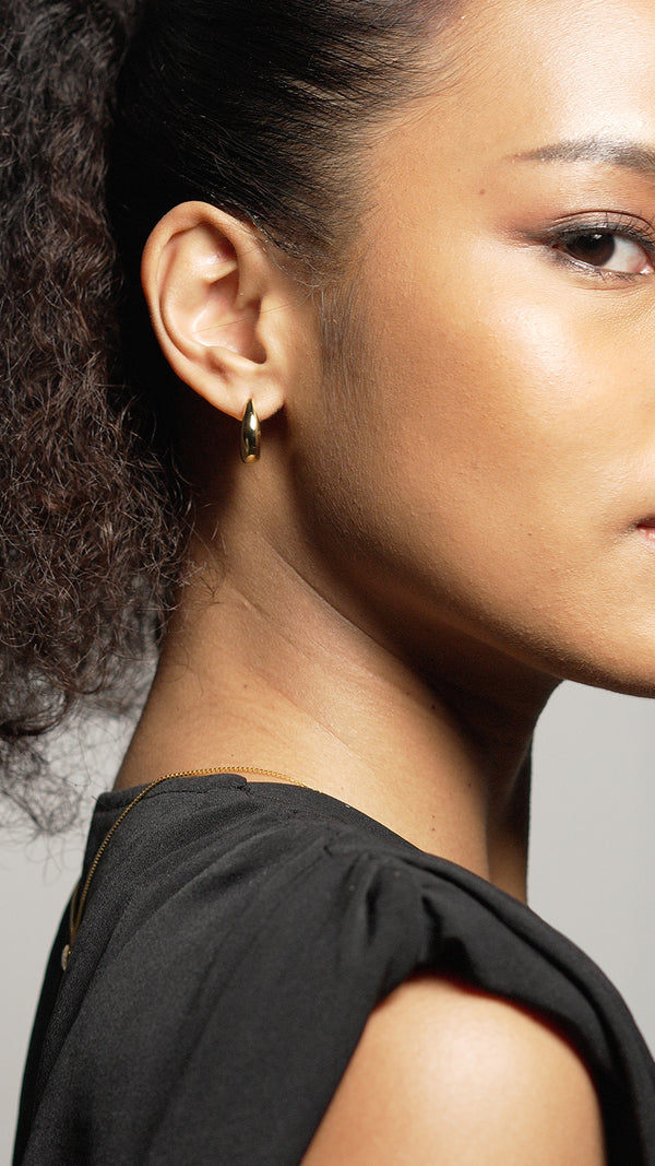 Versatile teardrop earrings perfect for everyday wear