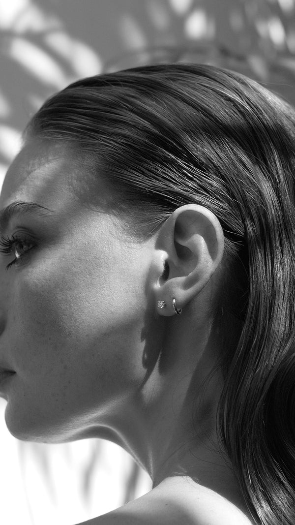 Irene Mini Single Stud Earrings 9K White Gold