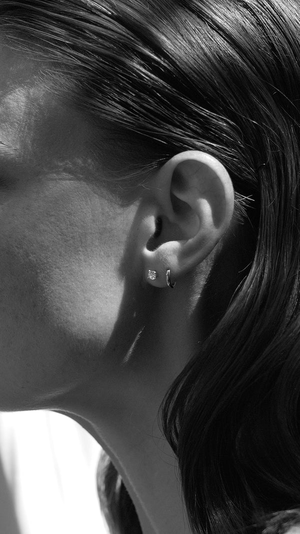 Irene Mini Single Stud Earrings 9K White Gold