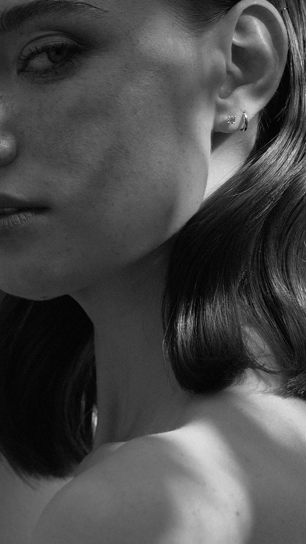Irene Mini Single Stud Earrings 9K White Gold