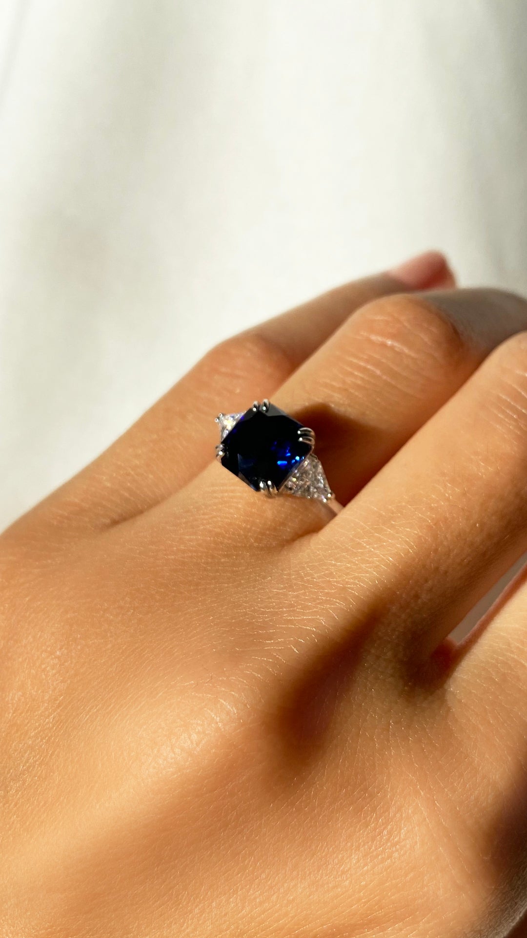 Leyton Flanders Ring Sapphire White Gold Plated