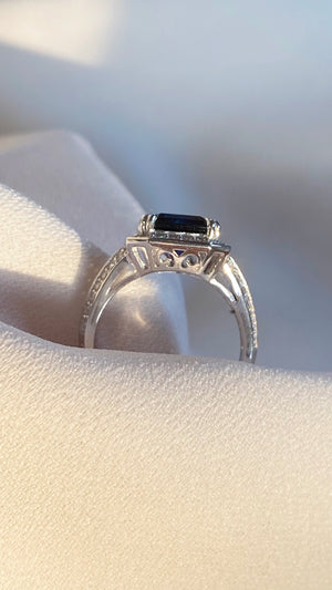 Percy Sapphire Ring Silver