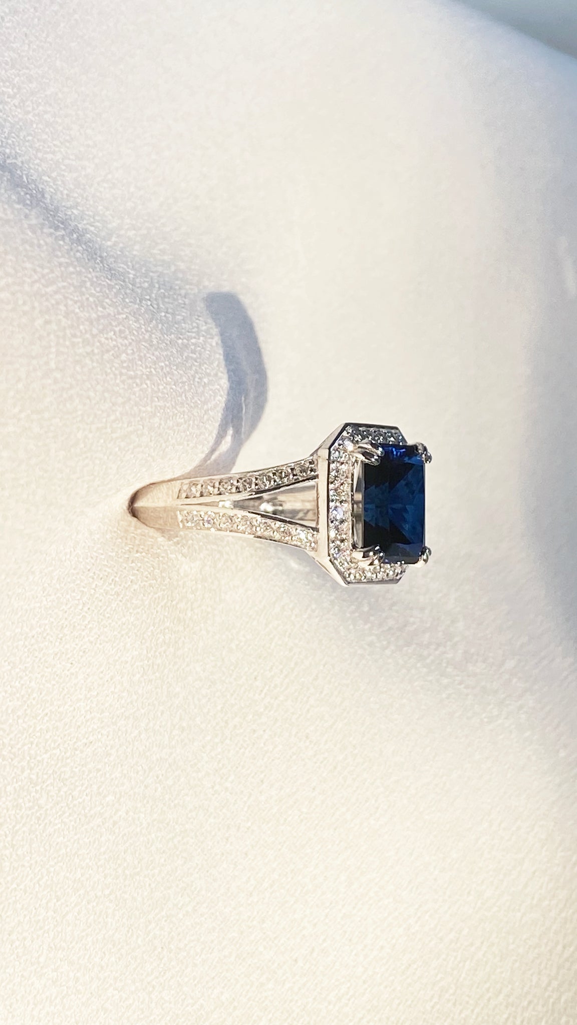 Percy Sapphire Ring Silver