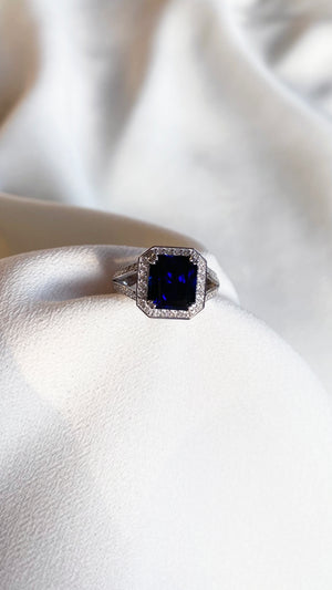 Percy Sapphire Ring Silver