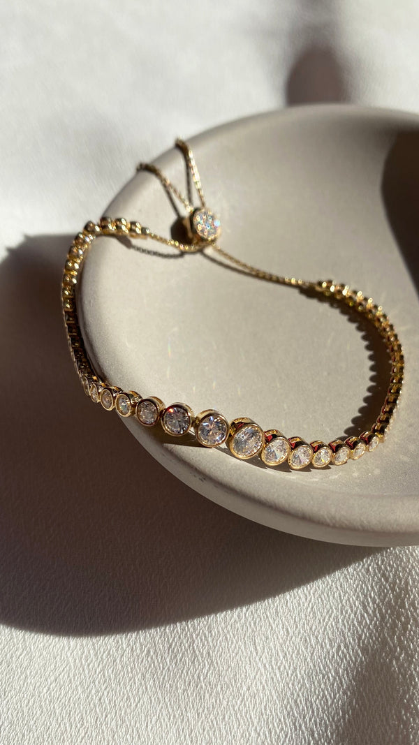 Gold adjustable Quentin tennis bracelet still life image