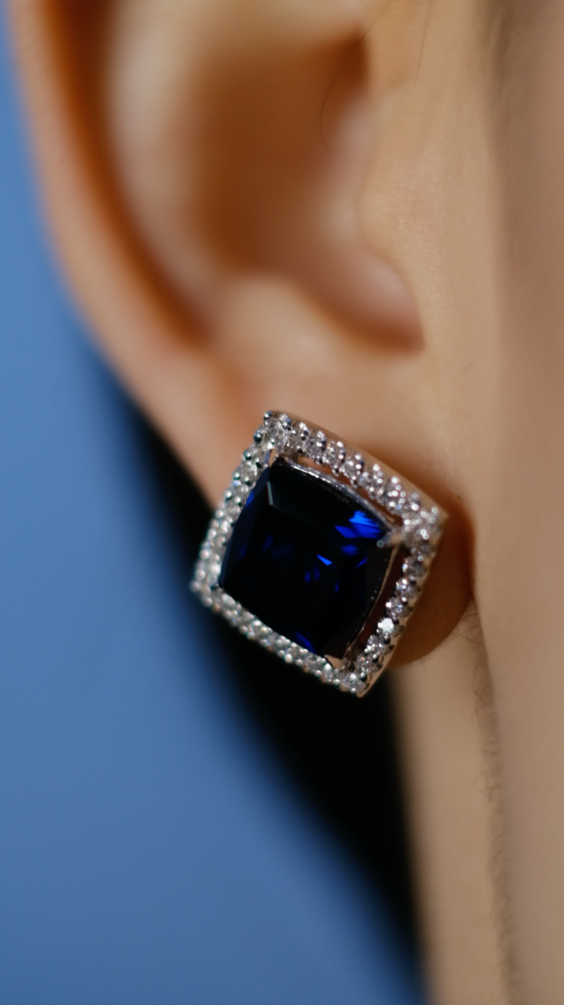 Nell Cocktail Studs in Sapphire