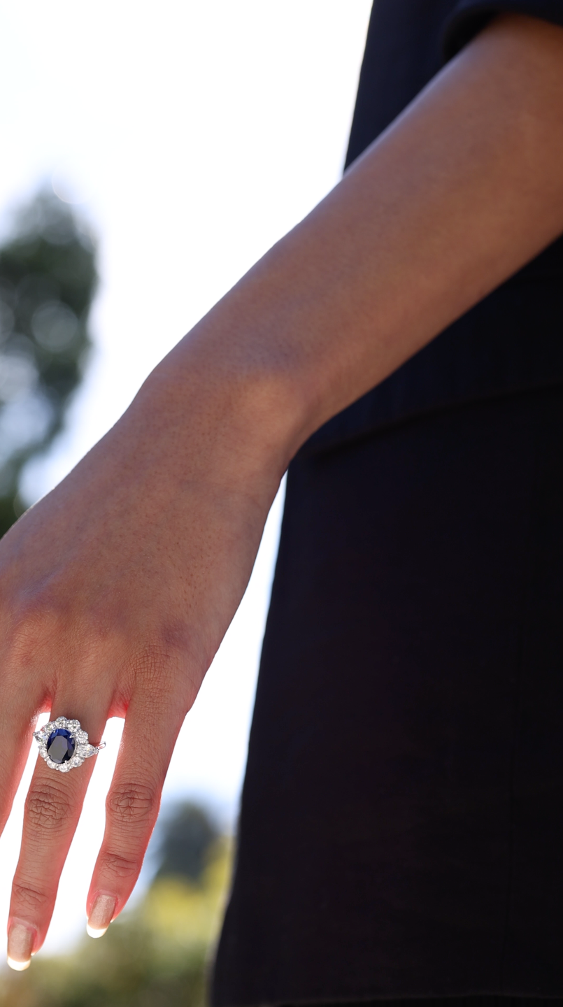 Carmine Sapphire Oval