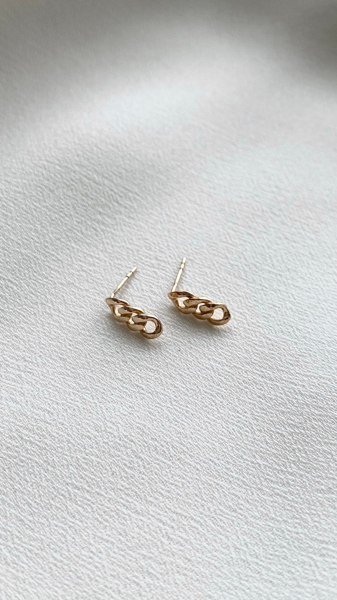 Selma stud hot sale