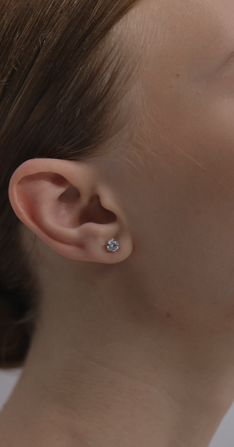 Simple Single Round Stud Silver