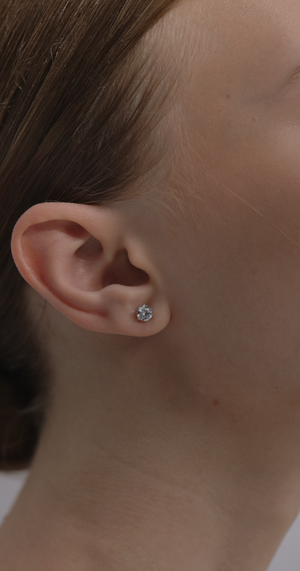Simple Single Round Stud Silver