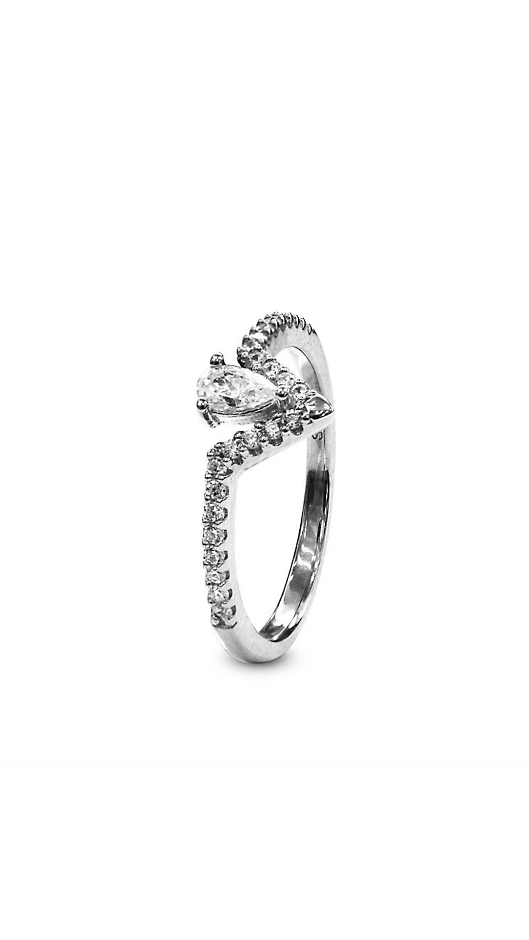 Victoria Ring White Gold Plated