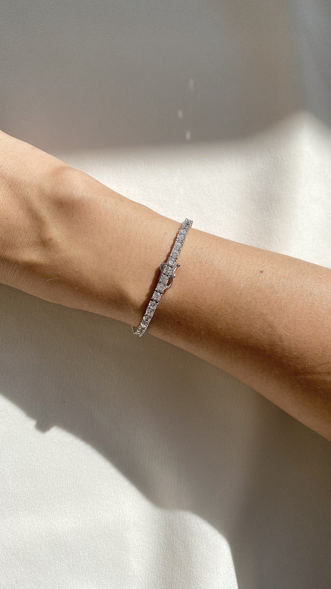 Vianne Round Prong White Gold Tennis Bracelet CARAT London UK