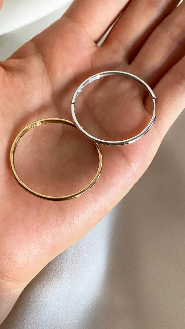 Viola Hoops White Gold