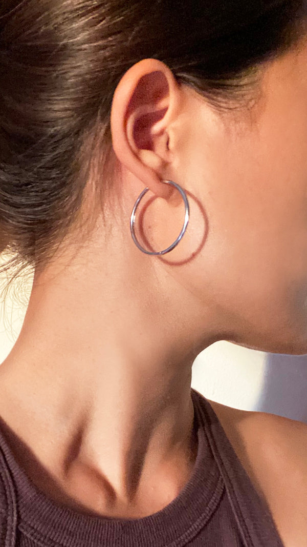 Viola Hoops White Gold