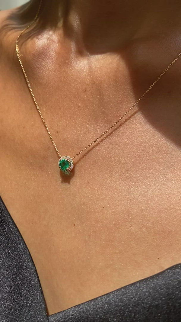 Cory Necklace 18K Yellow Gold Emerald CARAT London UK